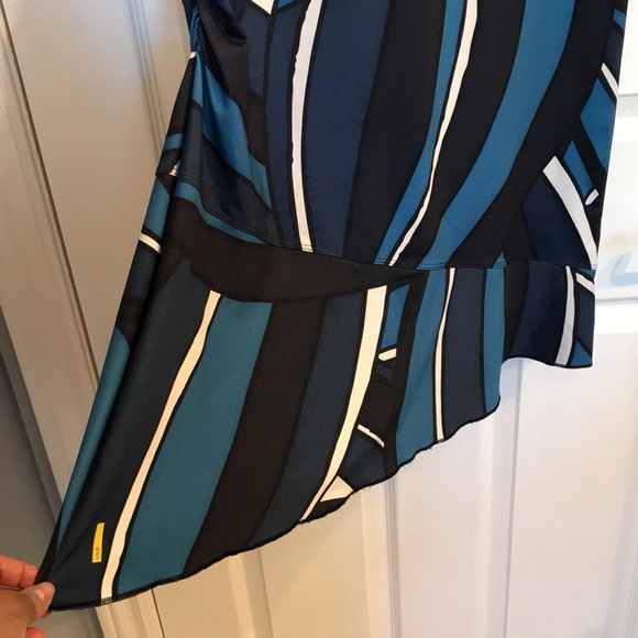 Lolë Olena dress - Picture 3 of 4